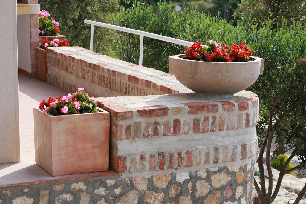 Villa Sol Vinišće エクステリア 写真